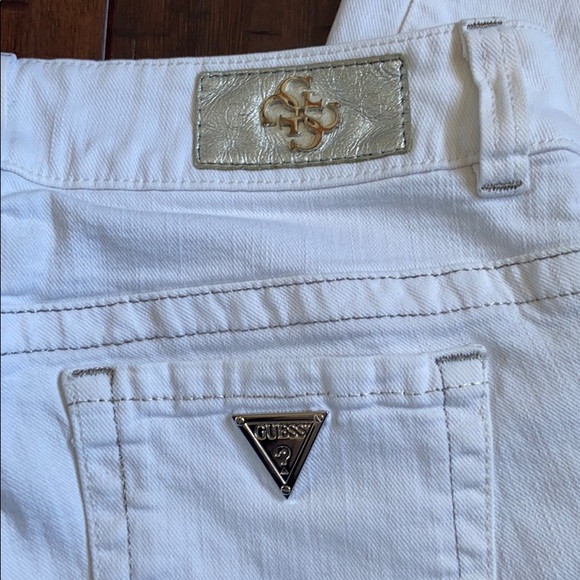 Guess Capris - Picture 4 of 4